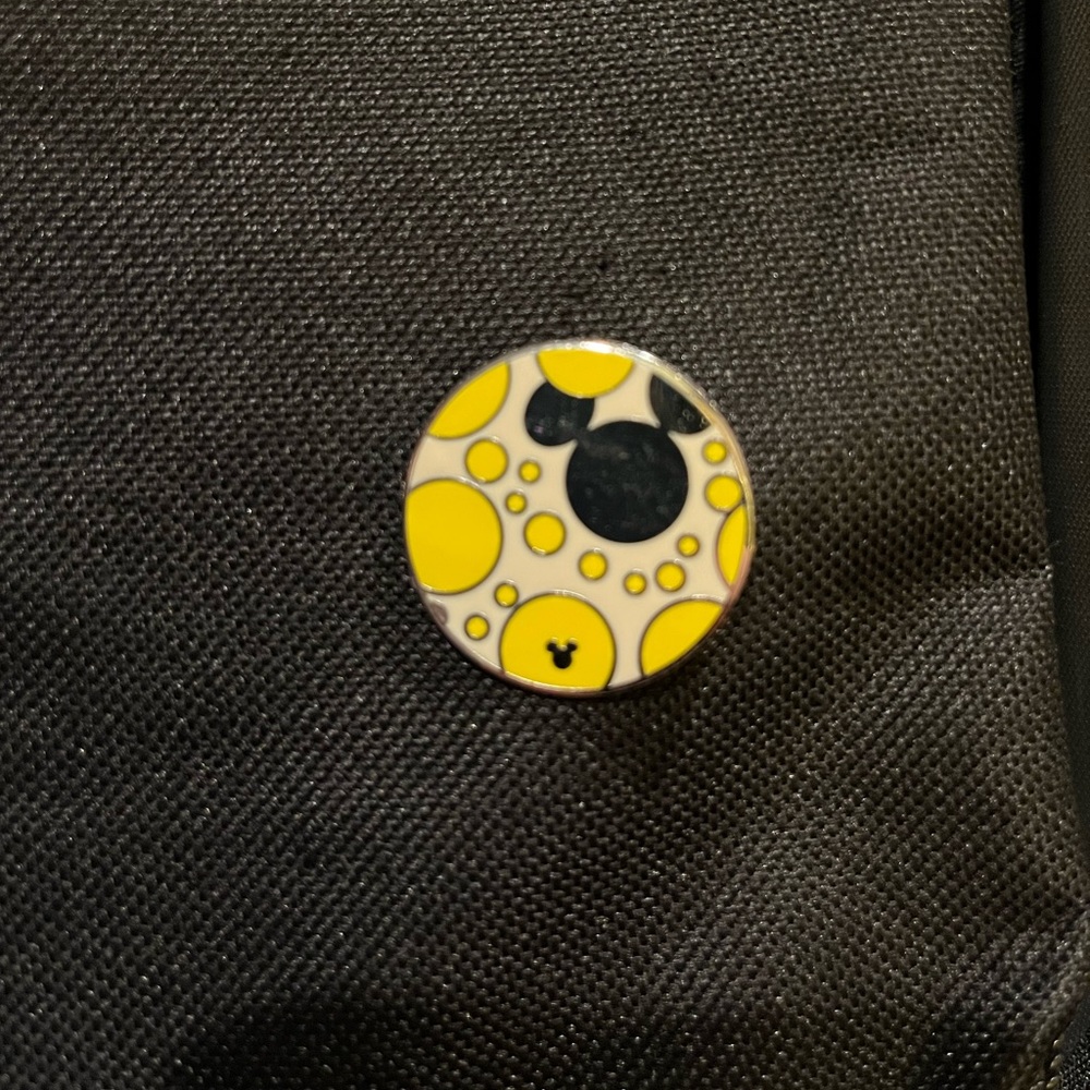 Disney pin
